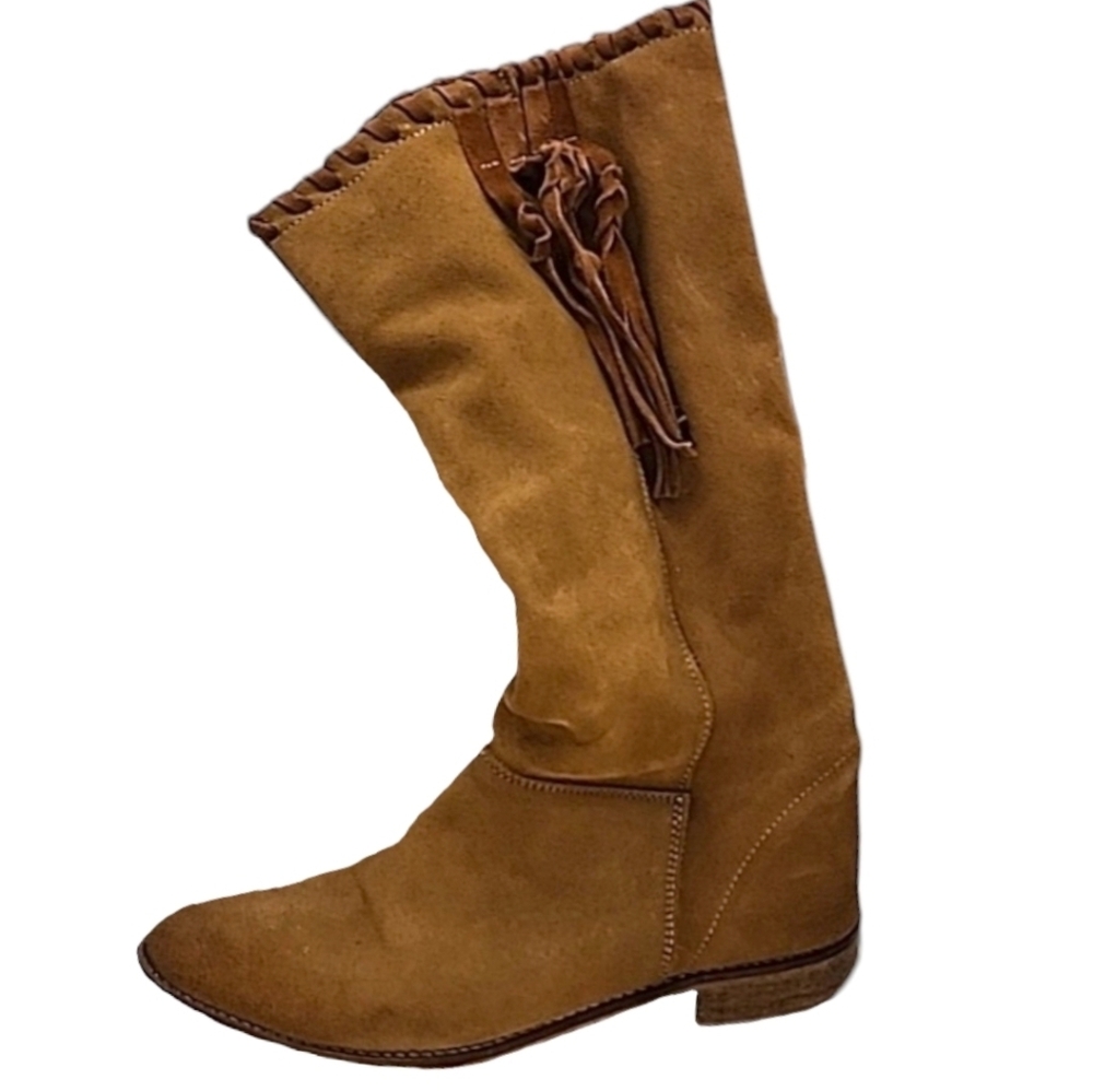 Mustang MTNG suede hazelnut Elsa boots, Sz 9.5